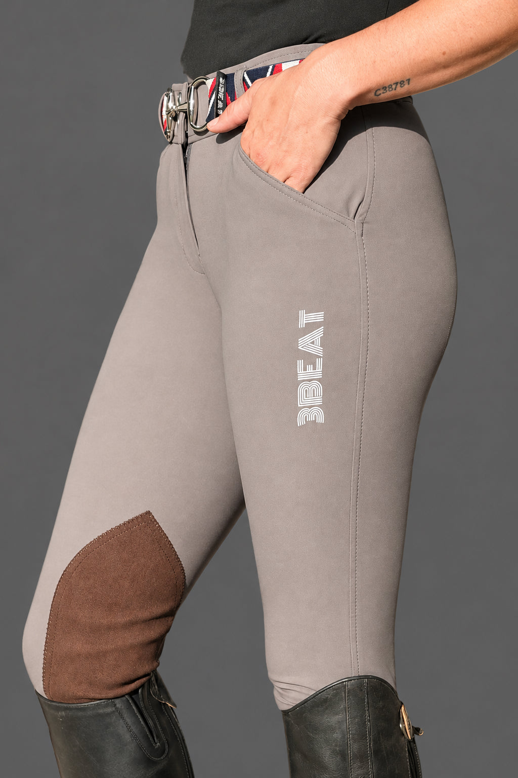 Knee patch breeches